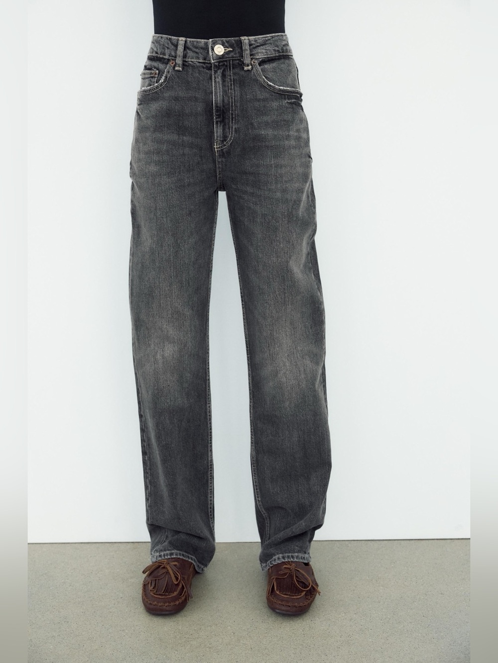 NWT Zara Grey High Rise Straight Fit Jeans - Size US 10